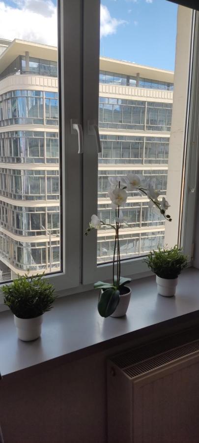 Be My Guest - Krucza Elegant Apartment - Rondo De Gaulle'A Center Of Warsaw Metro Wi-Fi Breakfast Exterior foto